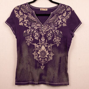 90s Vintage Blue Canyon purple henley floral and bling detail baby tee-L